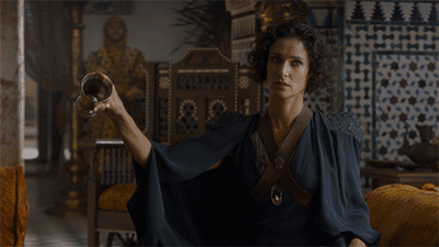 http://friendbookmark.com/images/GOT-gifs/game-of-thrones-gif-4.gif