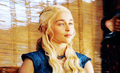 http://friendbookmark.com/images/GOT-gifs/game-of-thrones-gif-5.gif